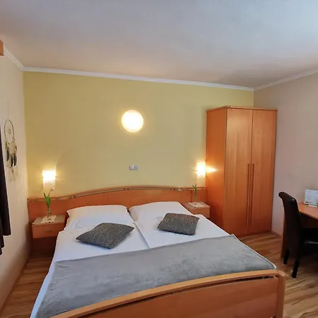 & Wirtshaus Hoedl-kaplan Hotel 3*